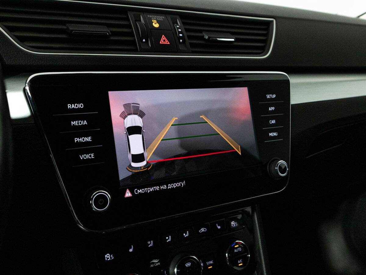 Skoda Superb с пробегом — 2018 год. Фото: #15