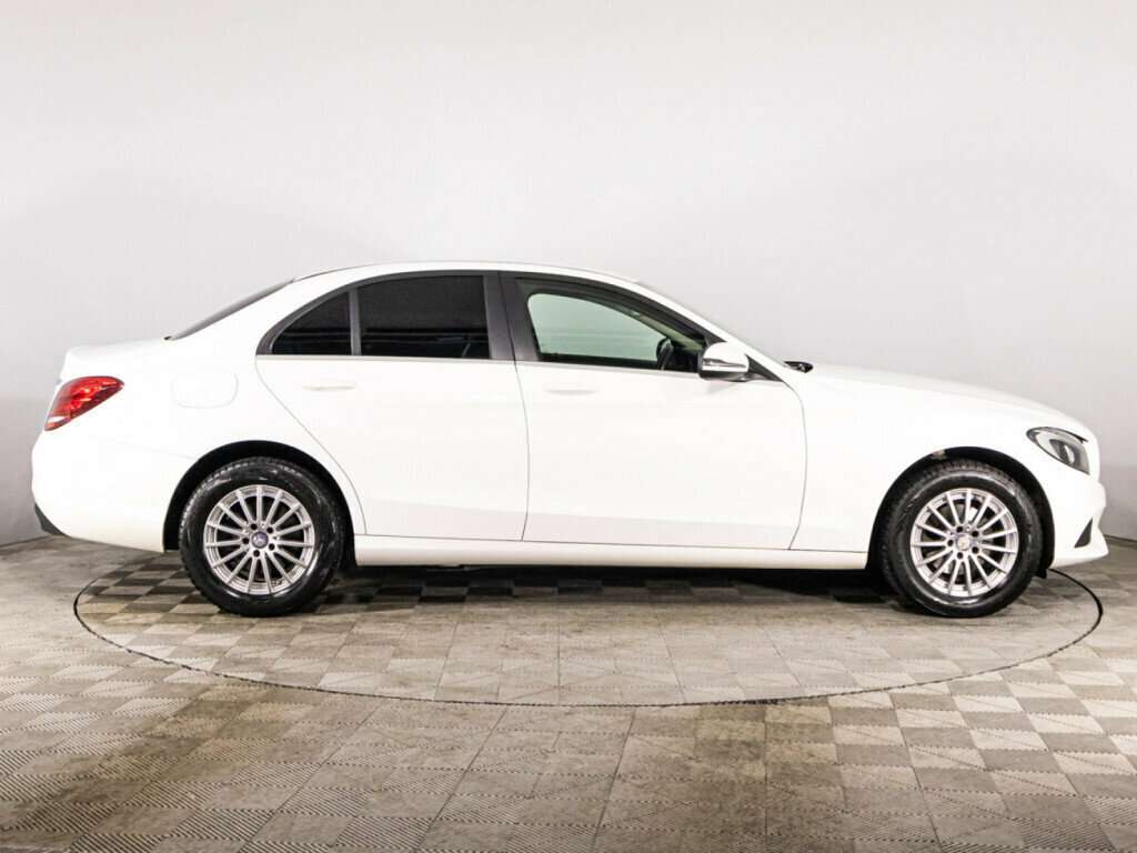 Mercedes-Benz C-Класс с пробегом — 2015 год. Фото: #3