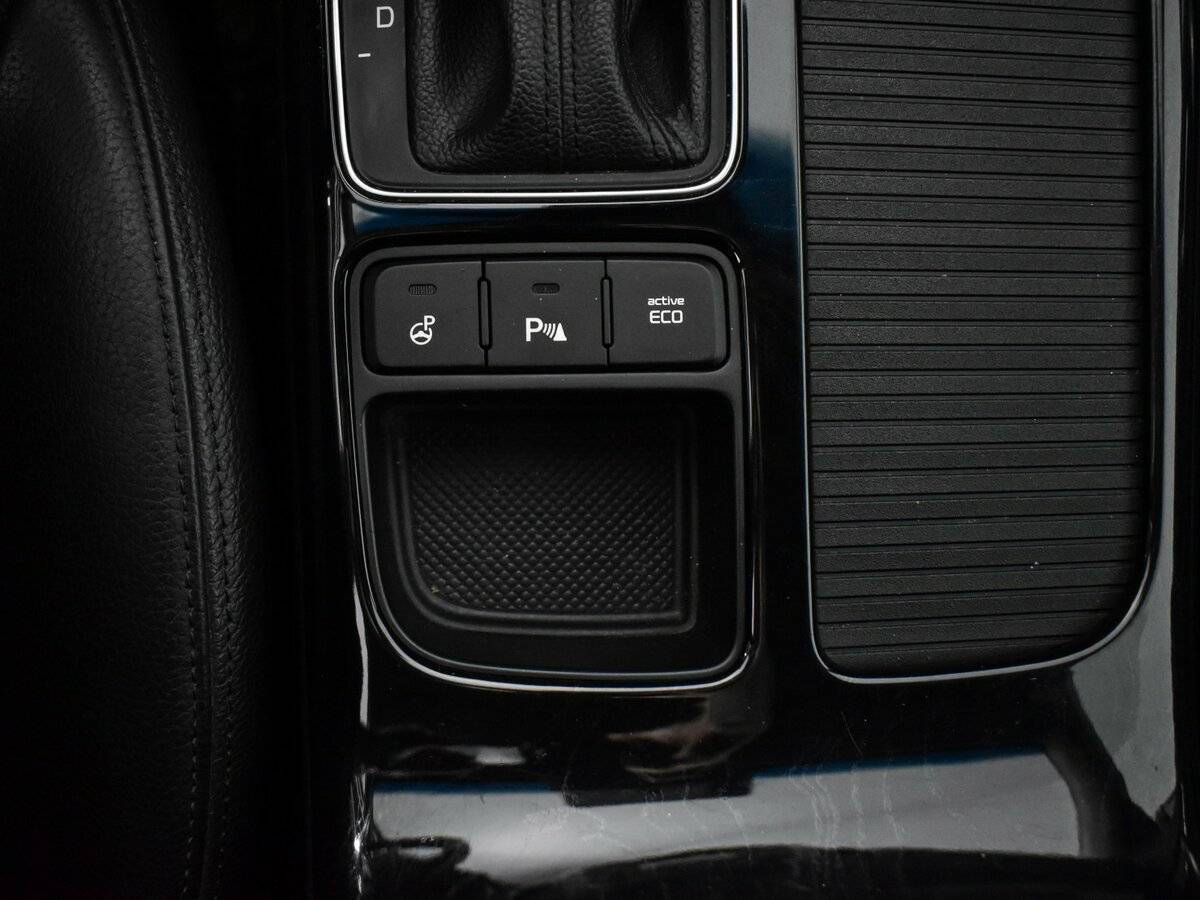 Kia Sorento с пробегом — 2017 год. Фото: #10