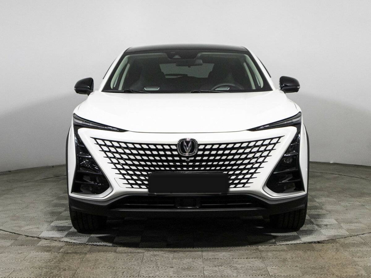 Changan UNI-T с пробегом — 2023 год. Фото: #1