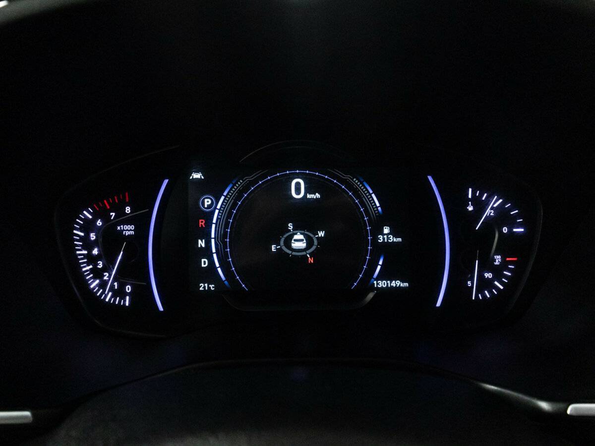 Hyundai Santa Fe с пробегом — 2019 год. Фото: #11