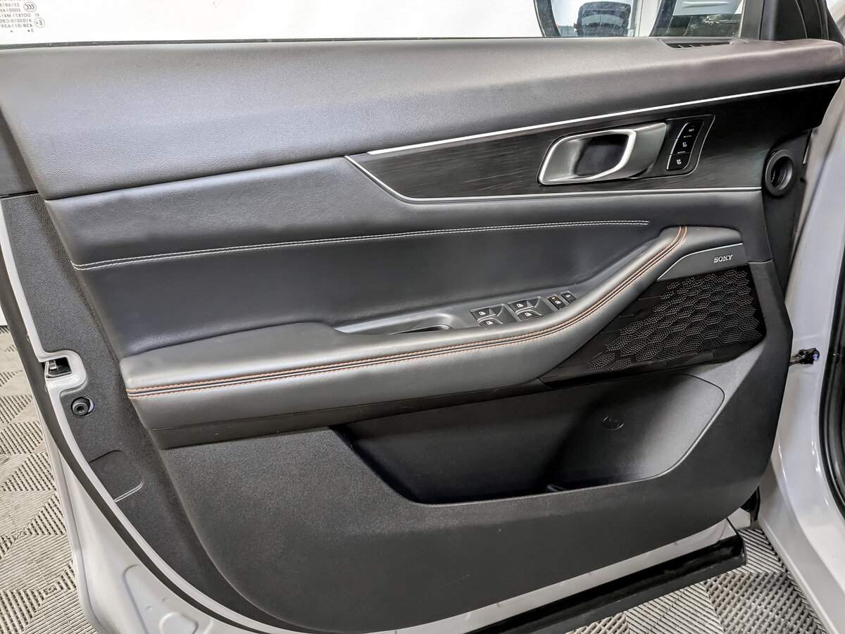 Changan UNI-K с пробегом — 2023 год. Фото: #18