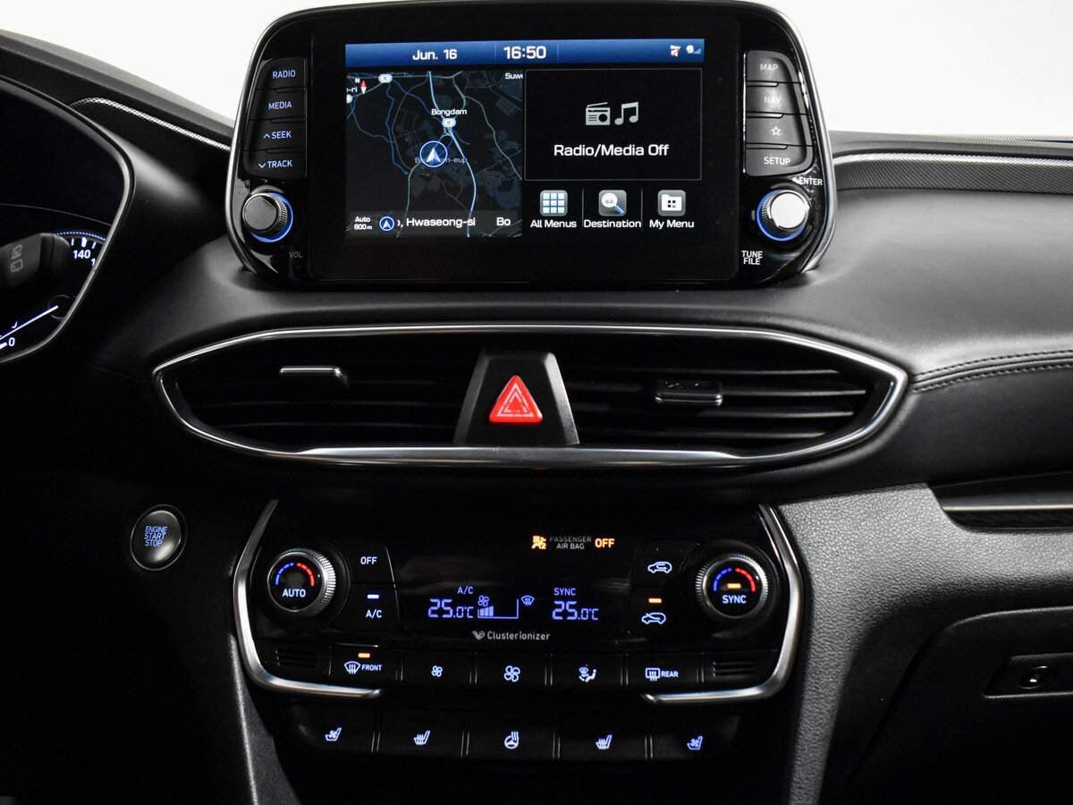 Hyundai Santa Fe с пробегом — 2018 год. Фото: #15