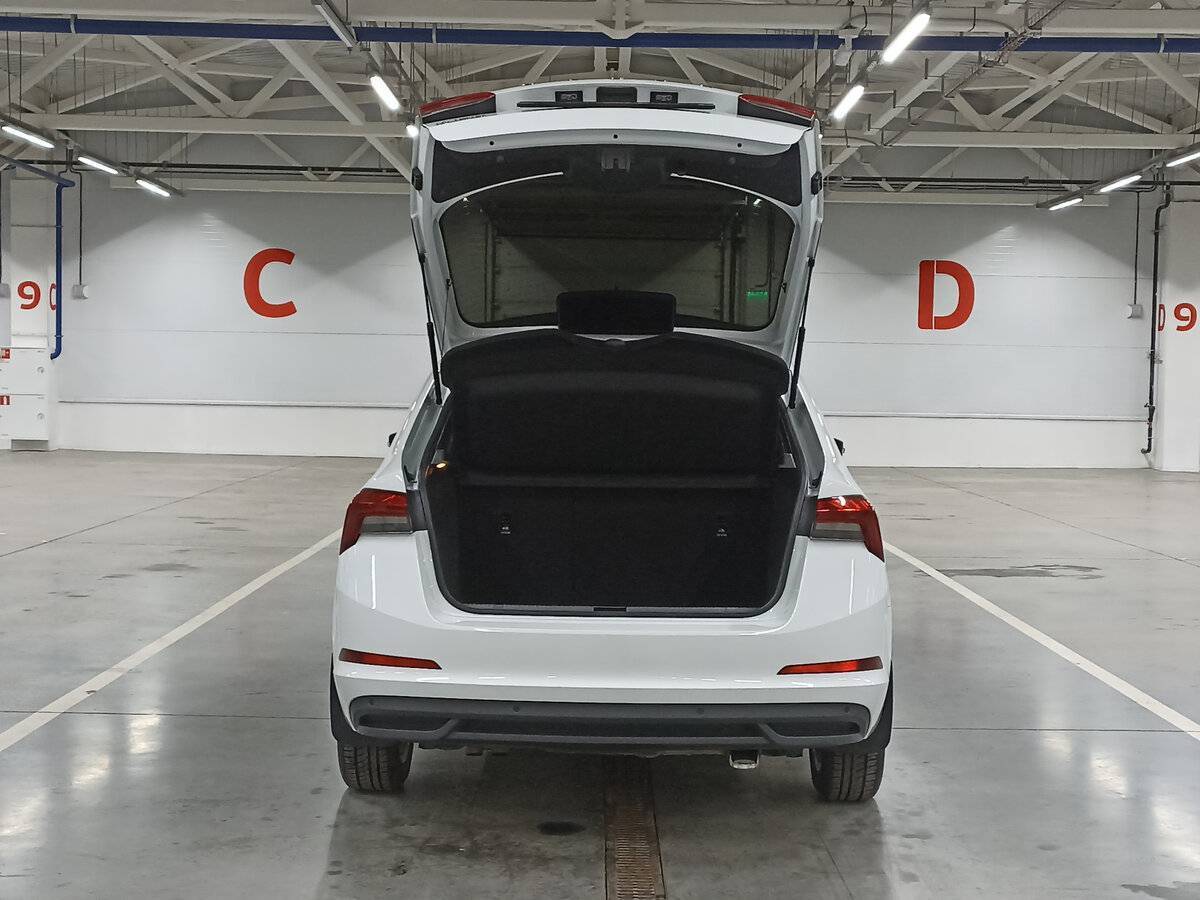 Skoda Rapid с пробегом — 2022 год. Фото: #9