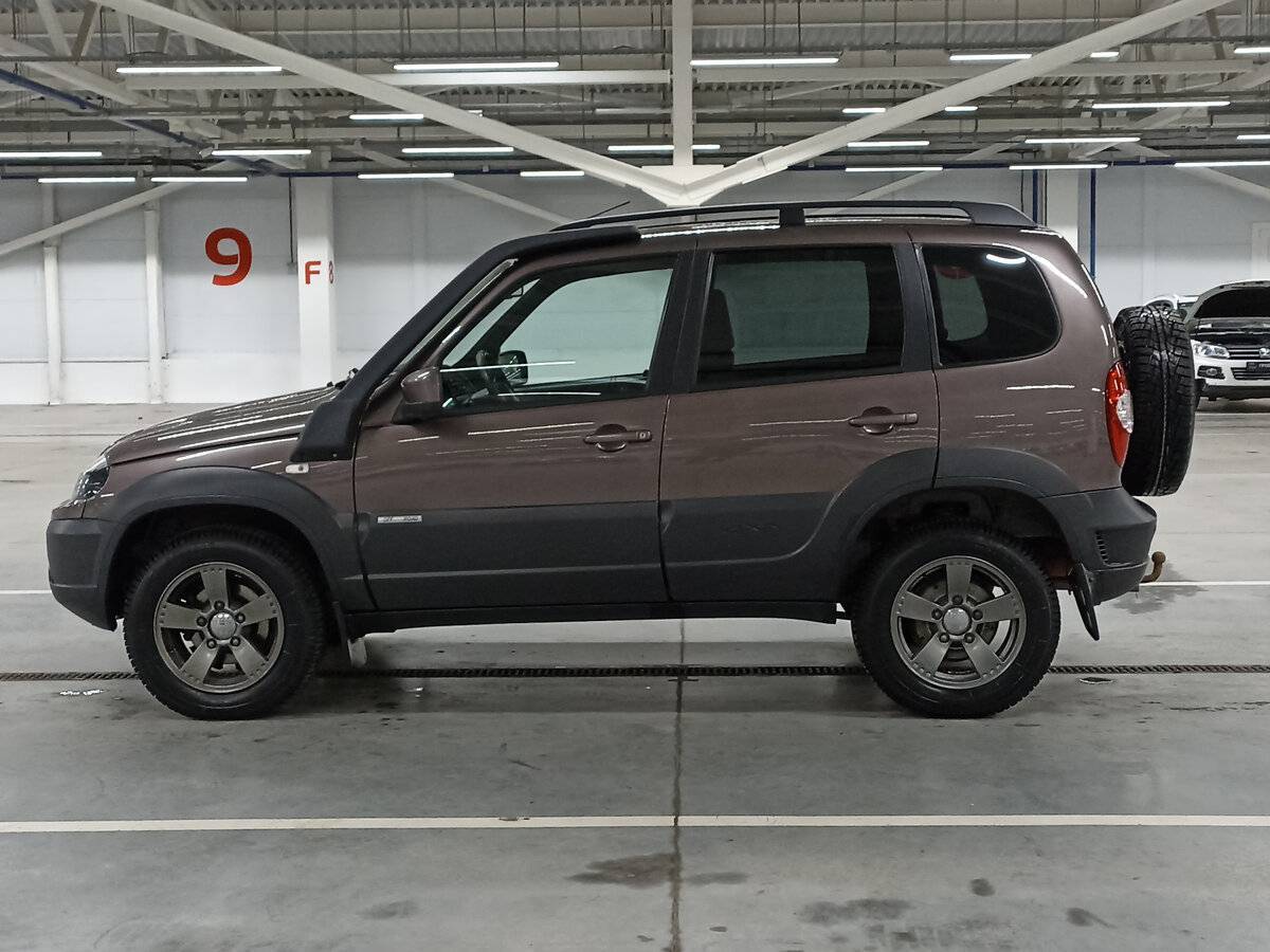 Chevrolet Niva с пробегом — 2018 год. Фото: #7