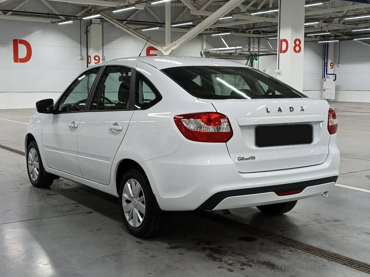 Lada (ВАЗ) Granta с пробегом — 2023 год. Фото: #6