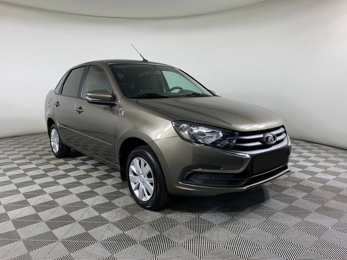 Lada (ВАЗ) Granta с пробегом — 2024 год. Фото: #2