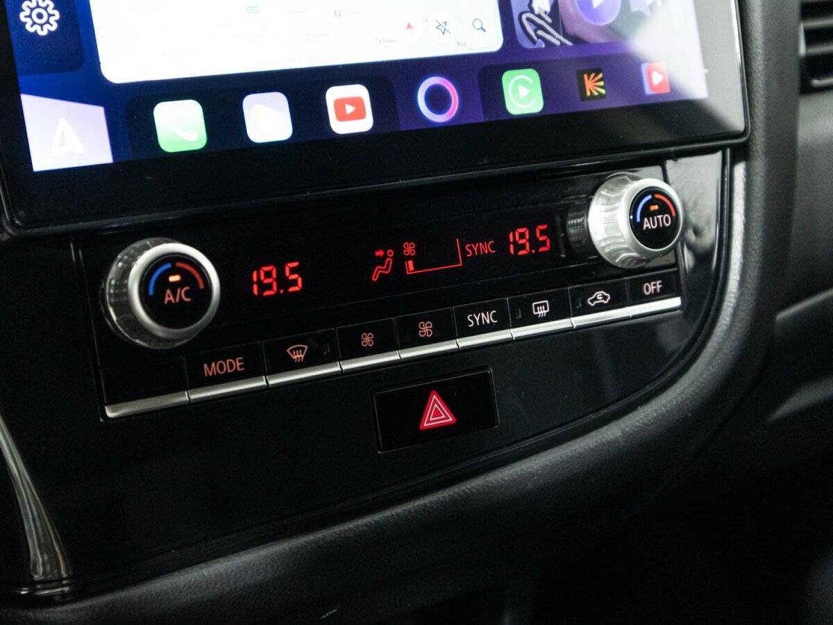 Mitsubishi Outlander с пробегом — 2020 год. Фото: #17