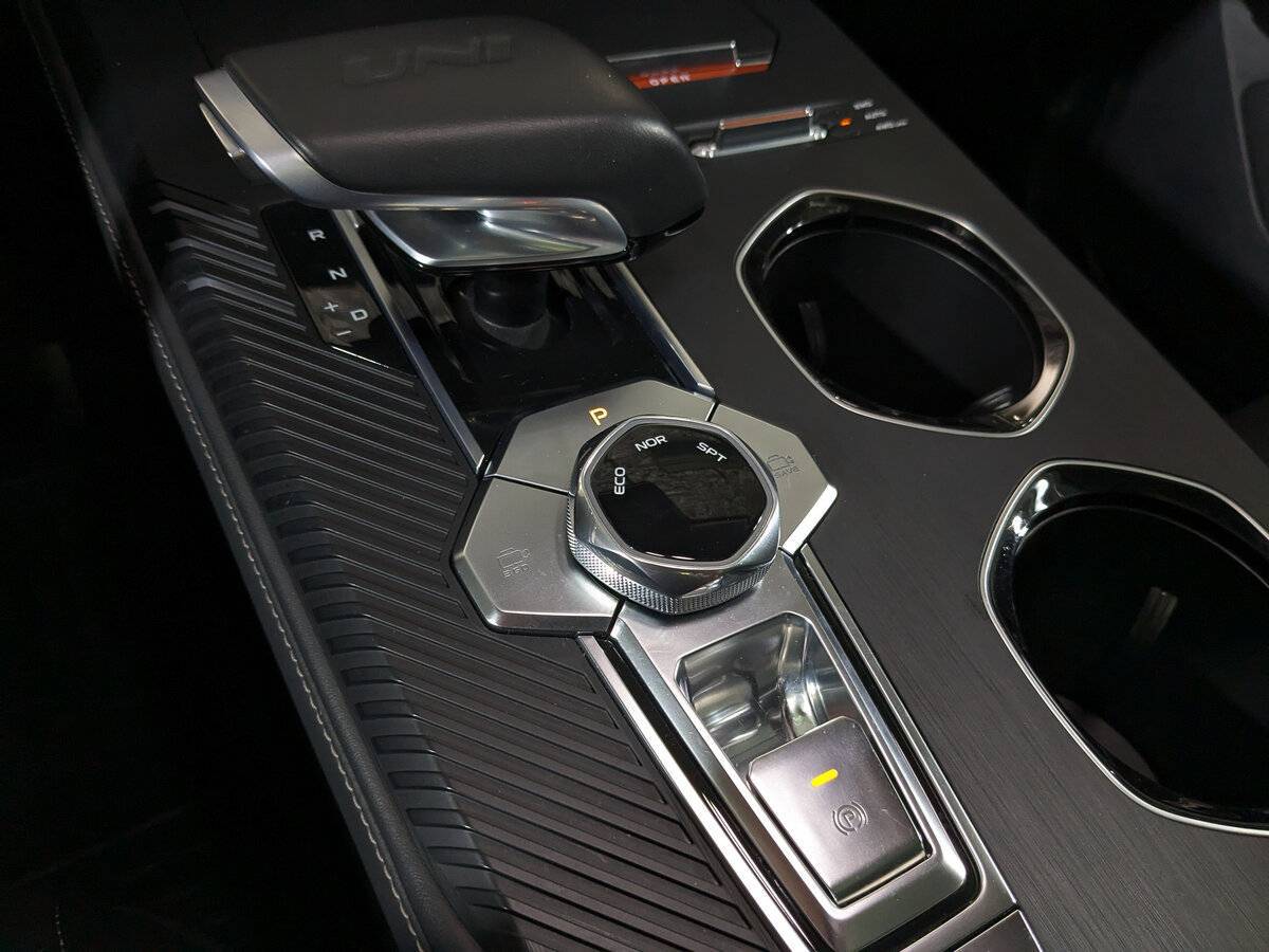 Changan UNI-K с пробегом — 2023 год. Фото: #24