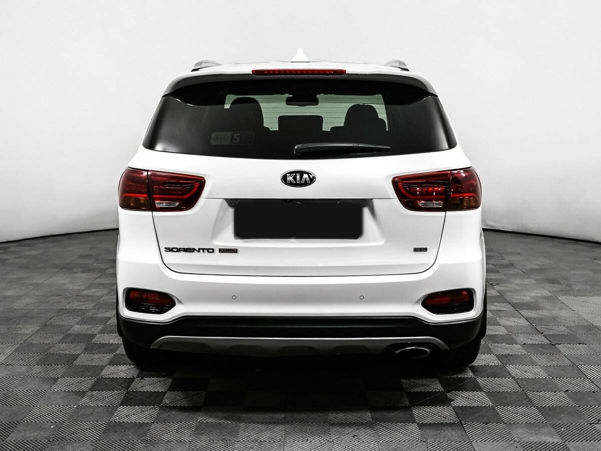 Kia Sorento с пробегом — 2018 год. Фото: #5