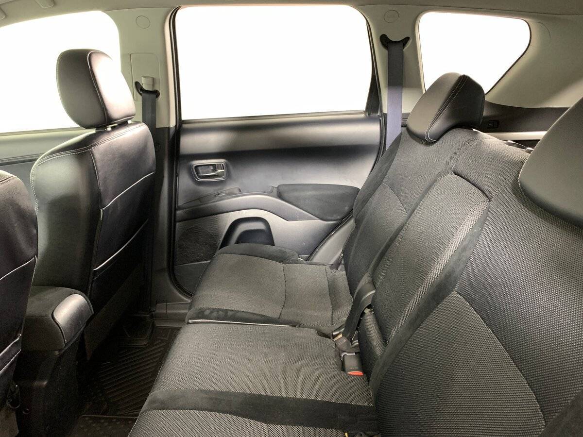 Citroen C-Crosser с пробегом — 2012 год. Фото: #17