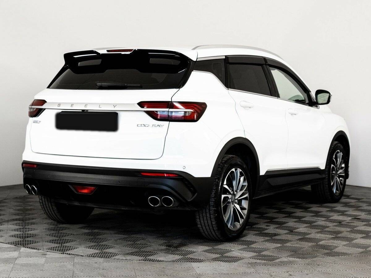 Geely Coolray с пробегом — 2023 год. Фото: #4
