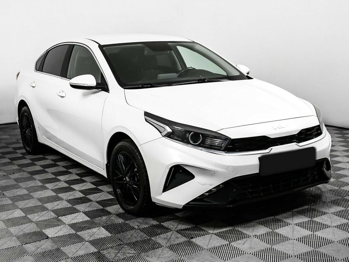 Kia Cerato с пробегом — 2022 год. Фото: #2
