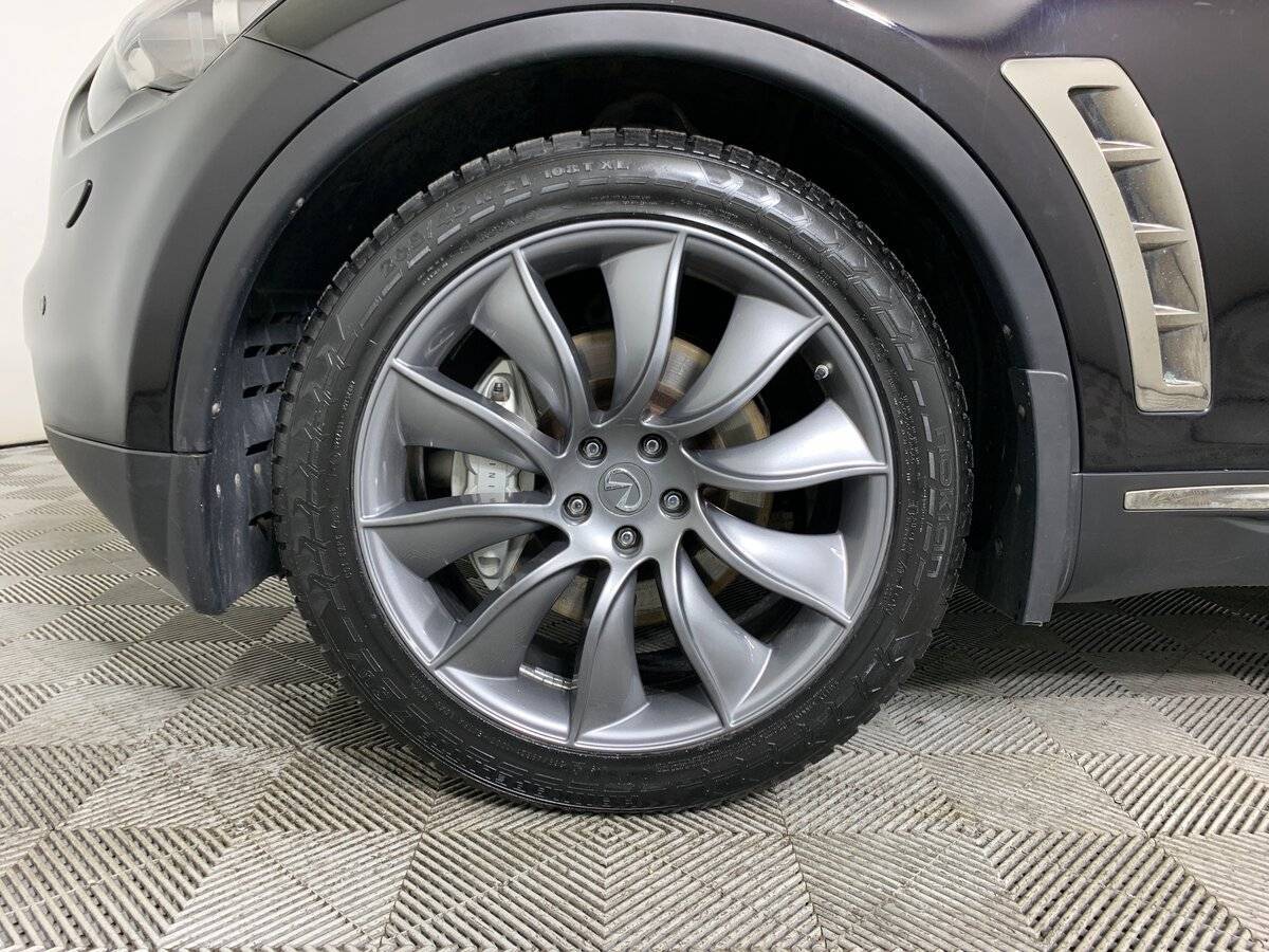 Infiniti FX с пробегом — 2012 год. Фото: #8