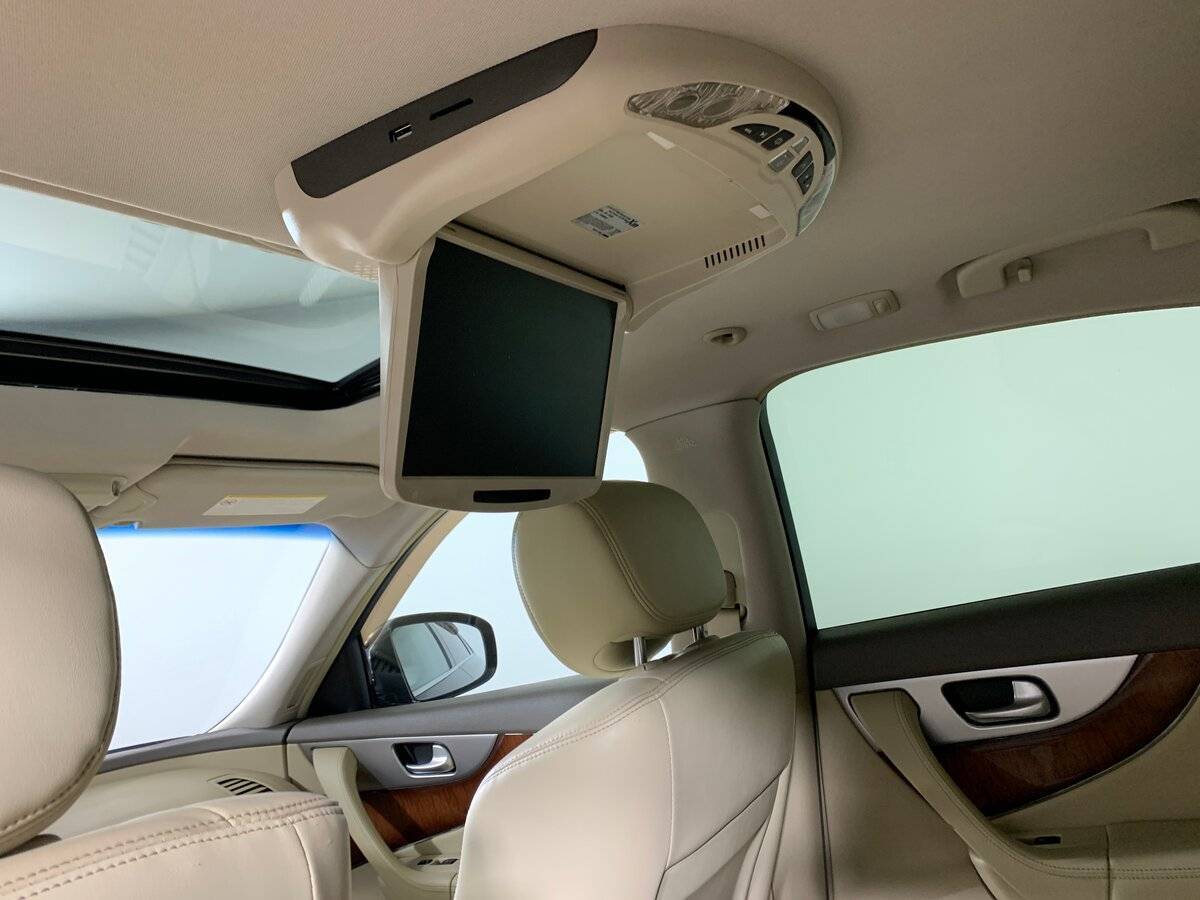 Infiniti FX с пробегом — 2012 год. Фото: #15