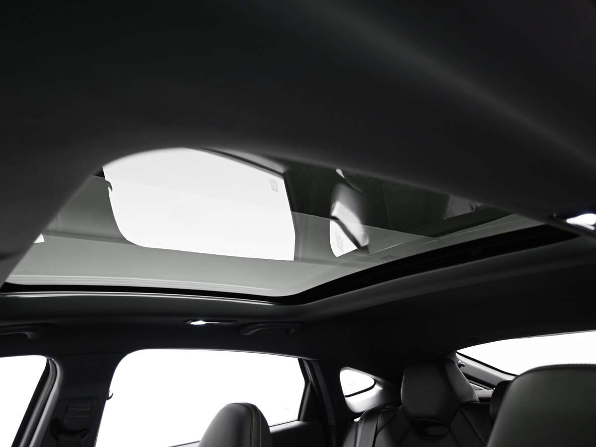 Changan UNI-V с пробегом — 2023 год. Фото: #13