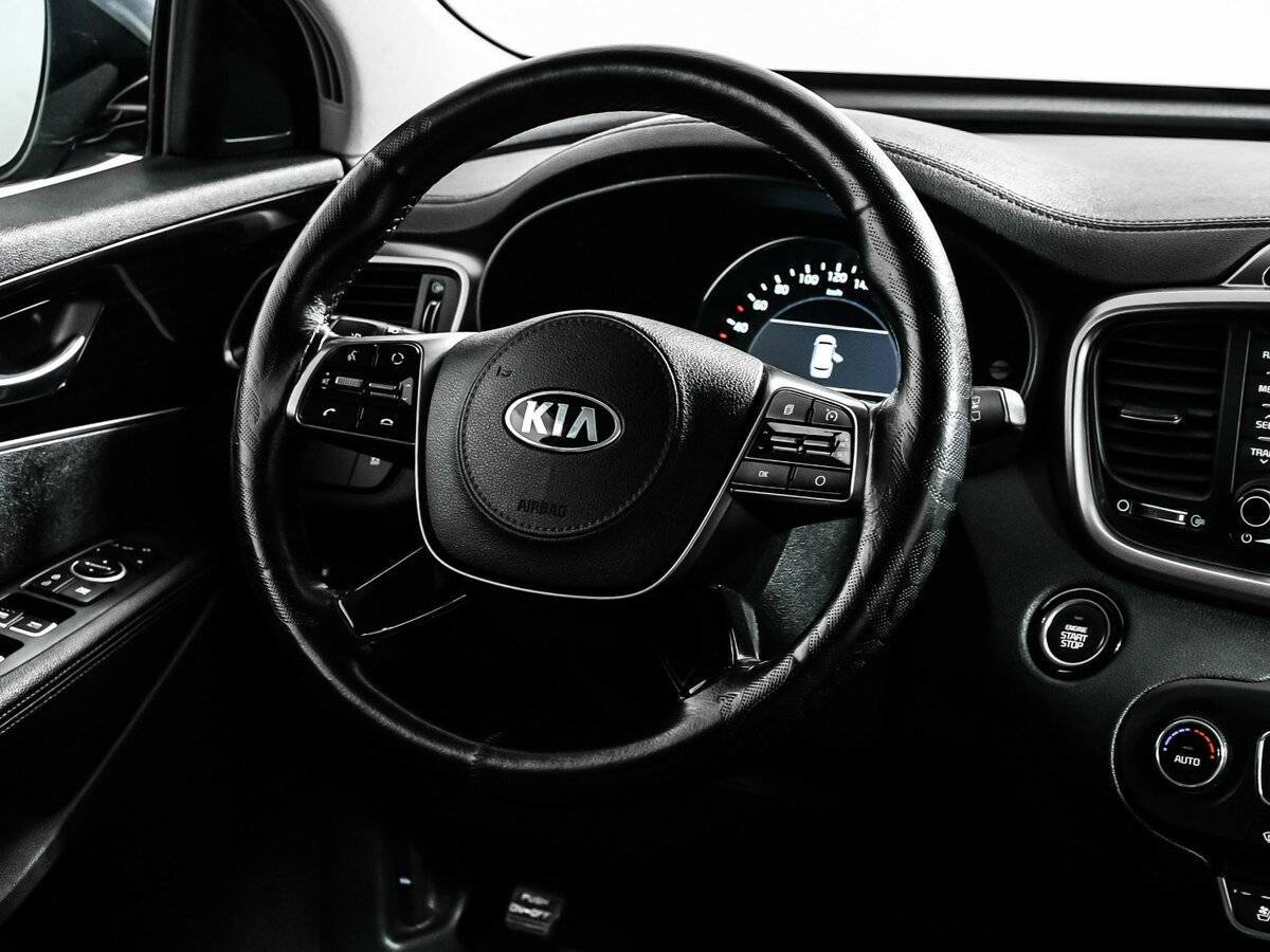 Kia Sorento с пробегом — 2019 год. Фото: #11