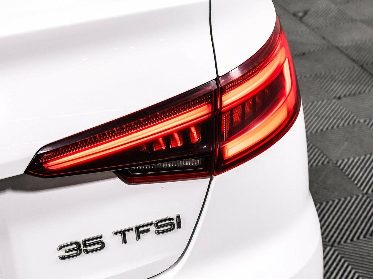 Audi A4 с пробегом — 2018 год. Фото: #14