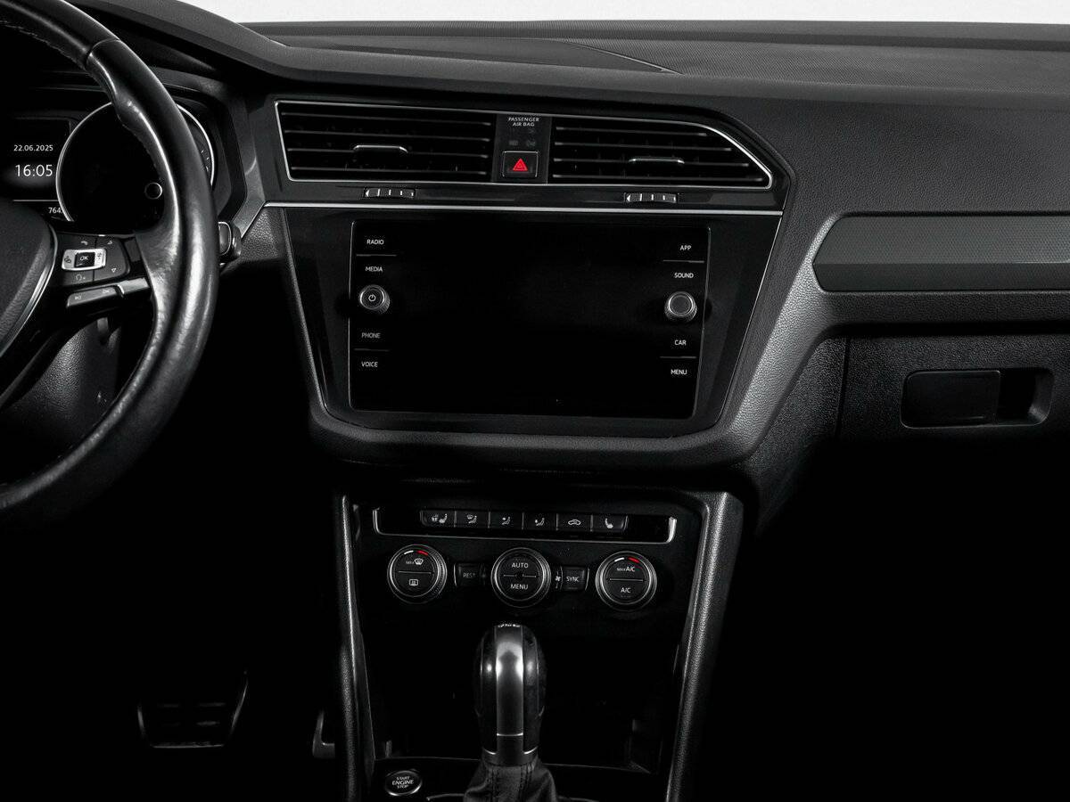 Volkswagen Tiguan с пробегом — 2018 год. Фото: #12