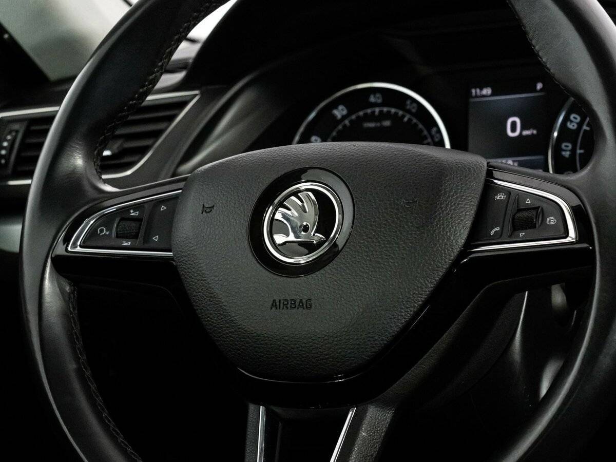 Skoda Superb с пробегом — 2017 год. Фото: #12