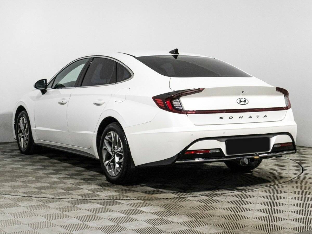 Hyundai Sonata с пробегом — 2021 год. Фото: #6