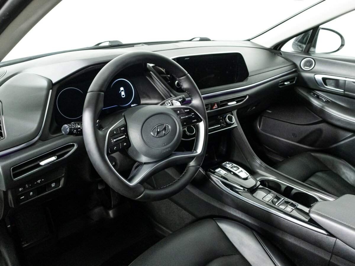 Hyundai Sonata с пробегом — 2021 год. Фото: #10