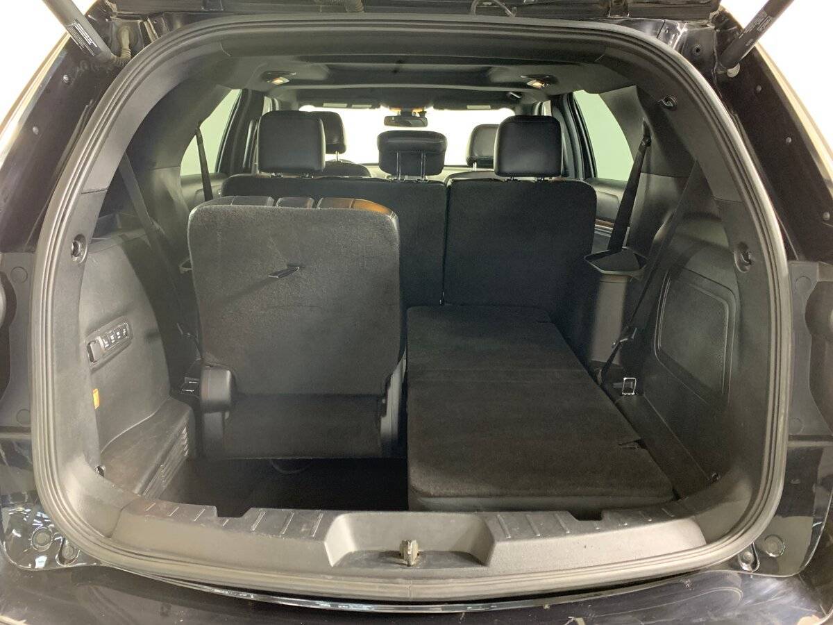 Ford Explorer с пробегом — 2016 год. Фото: #20