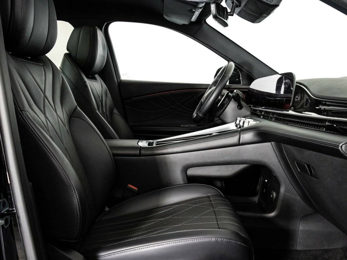 EXEED RX с пробегом — 2023 год. Фото: #16