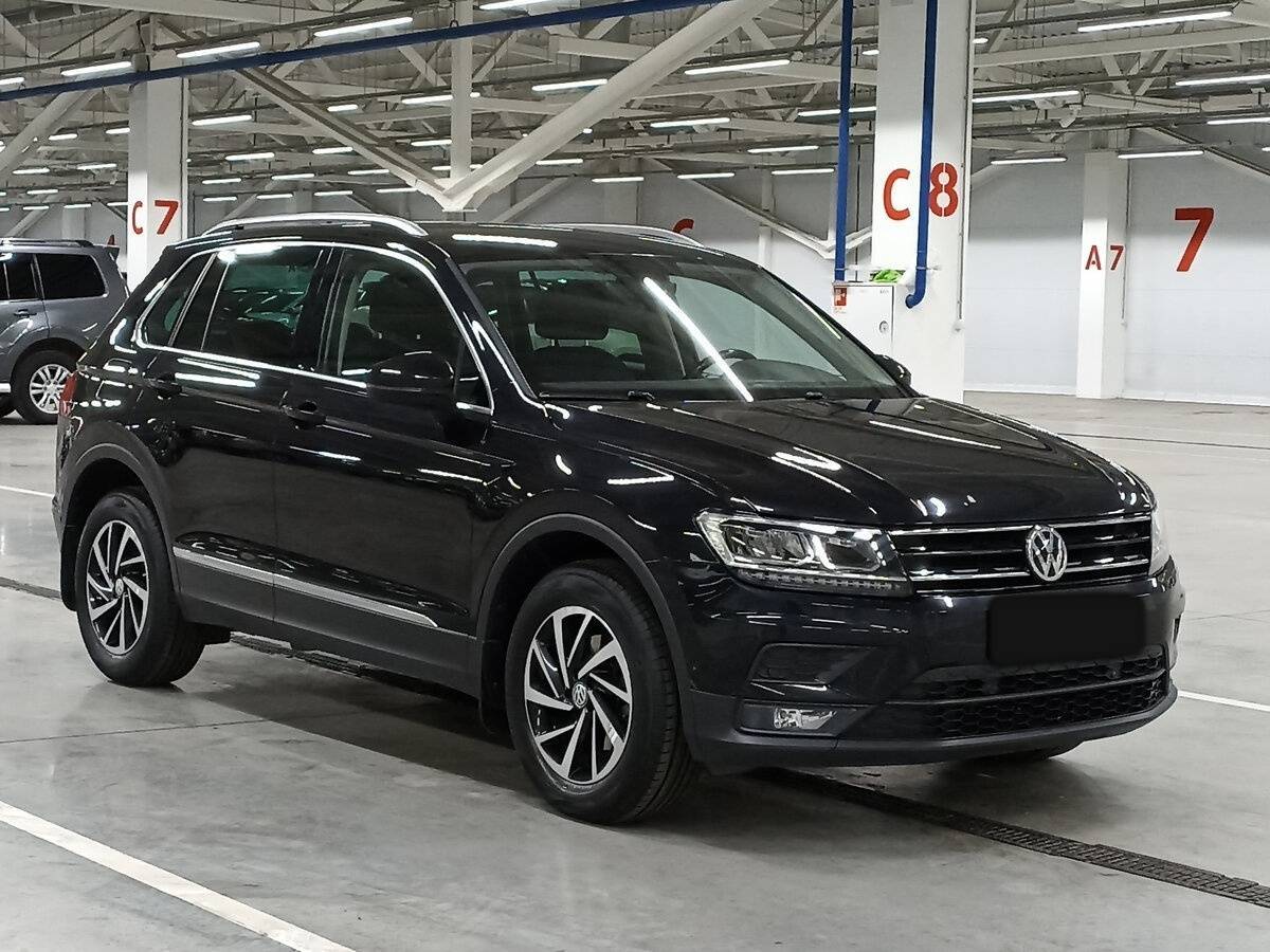 Volkswagen Tiguan с пробегом — 2018 год. Фото: #2