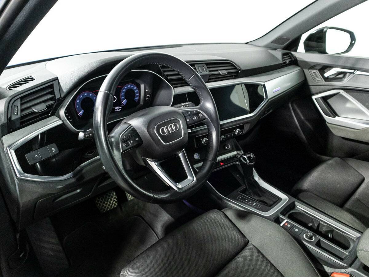 Audi Q3 с пробегом — 2019 год. Фото: #10