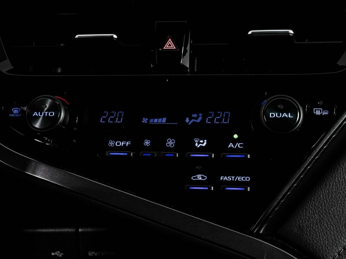 Toyota Camry с пробегом — 2021 год. Фото: #15