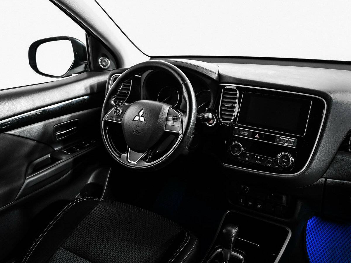 Mitsubishi Outlander с пробегом — 2019 год. Фото: #8