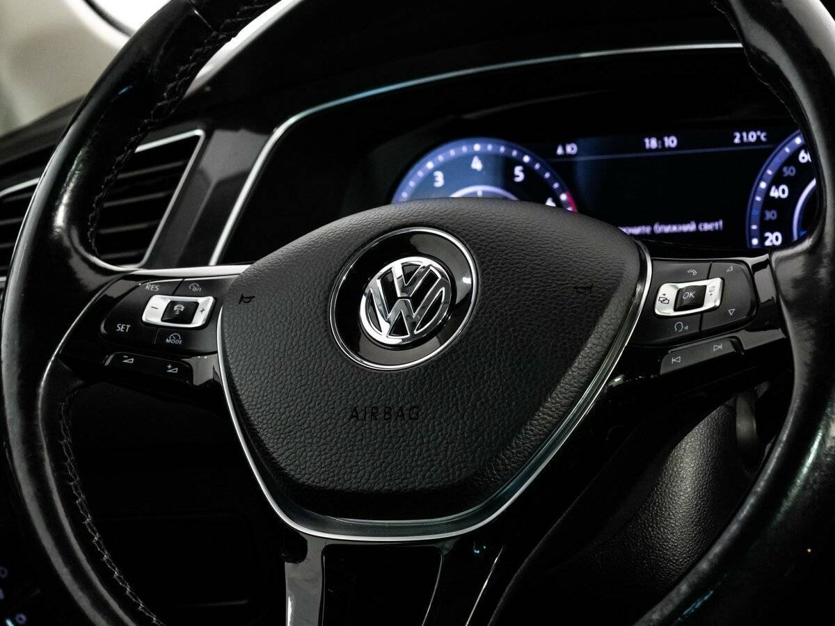 Volkswagen Tiguan с пробегом — 2017 год. Фото: #12