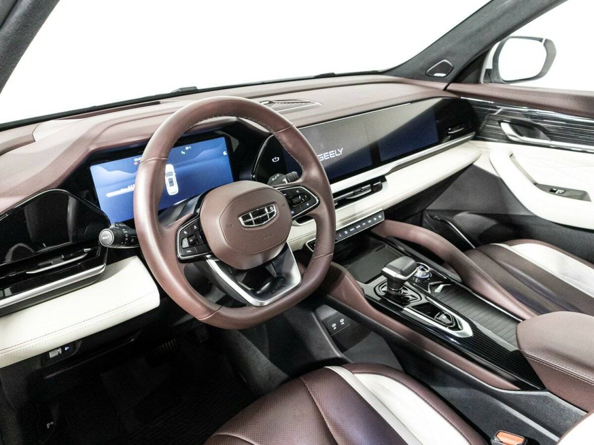 Geely Monjaro с пробегом — 2023 год. Фото: #10