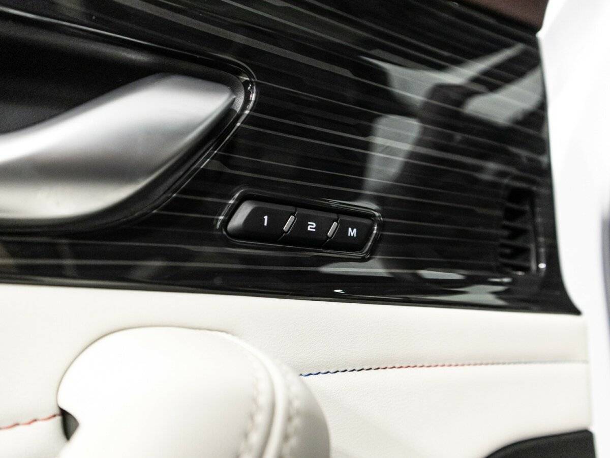 Geely Monjaro с пробегом — 2023 год. Фото: #18