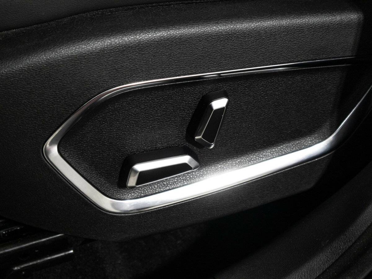 Geely Atlas Pro с пробегом — 2024 год. Фото: #16