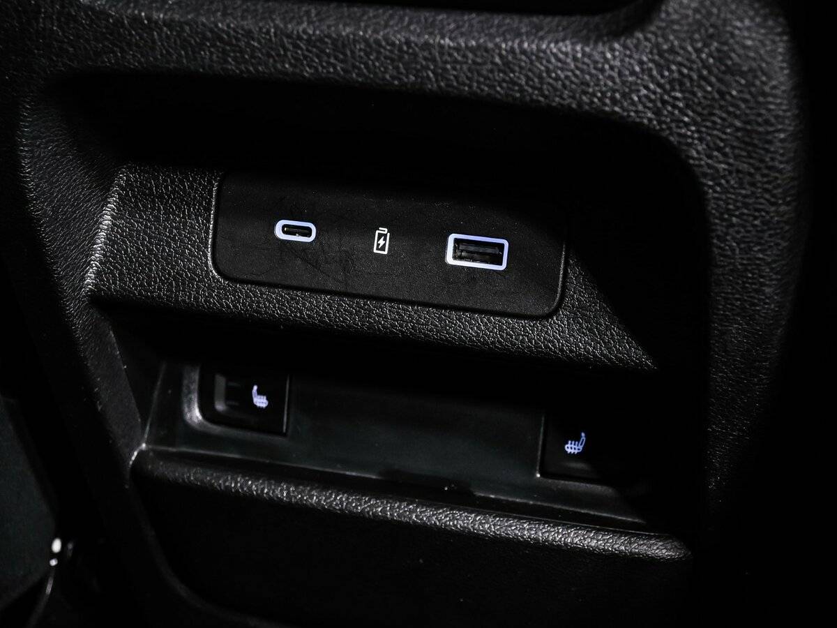 Geely Tugella с пробегом — 2023 год. Фото: #15