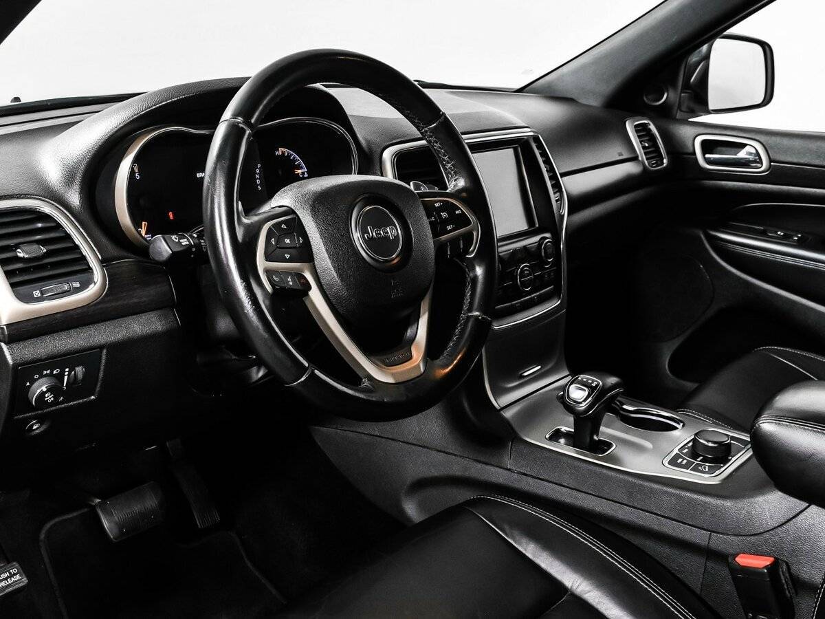 Jeep Grand Cherokee с пробегом — 2013 год. Фото: #11