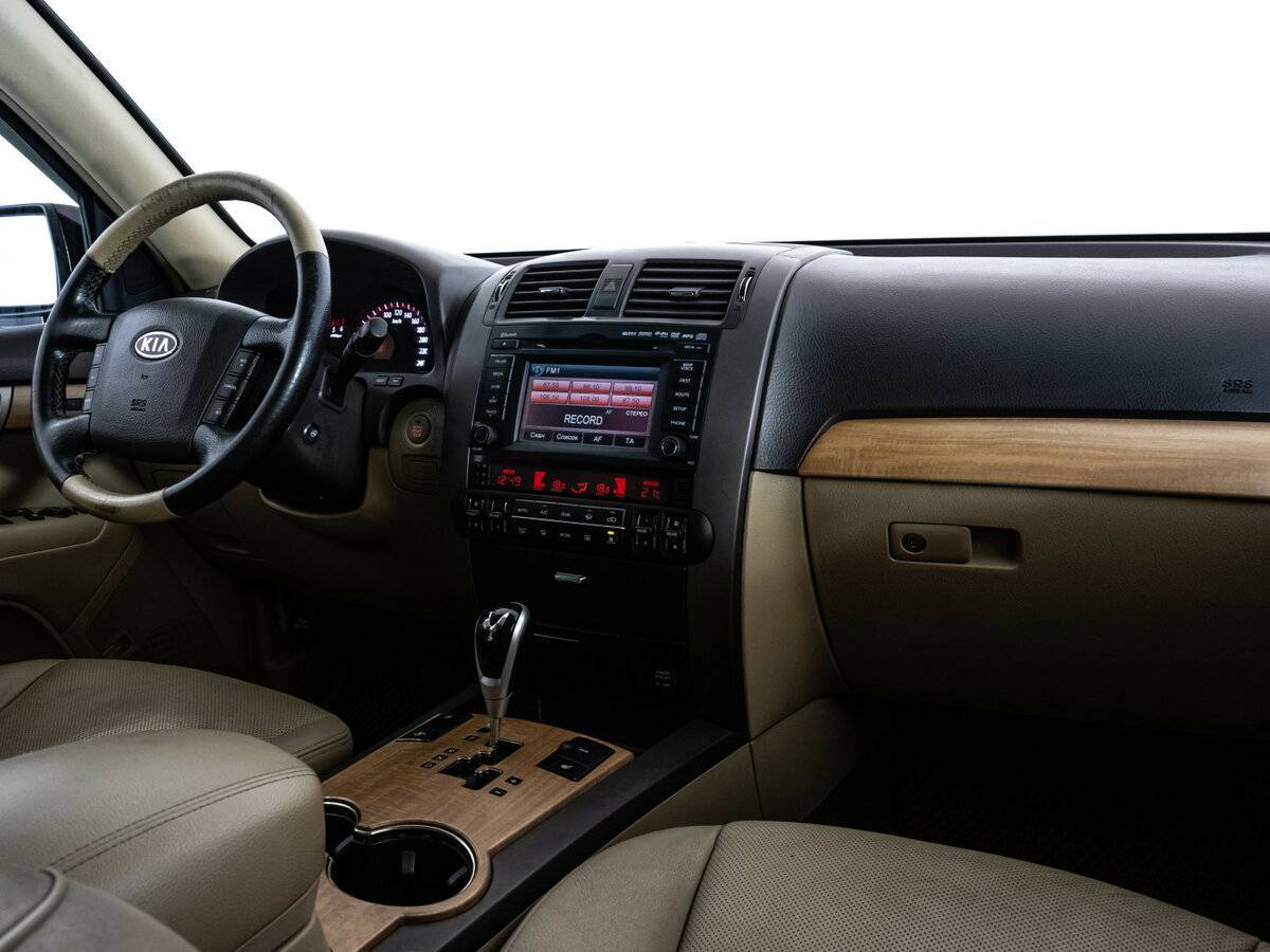 Kia Mohave с пробегом — 2012 год. Фото: #8