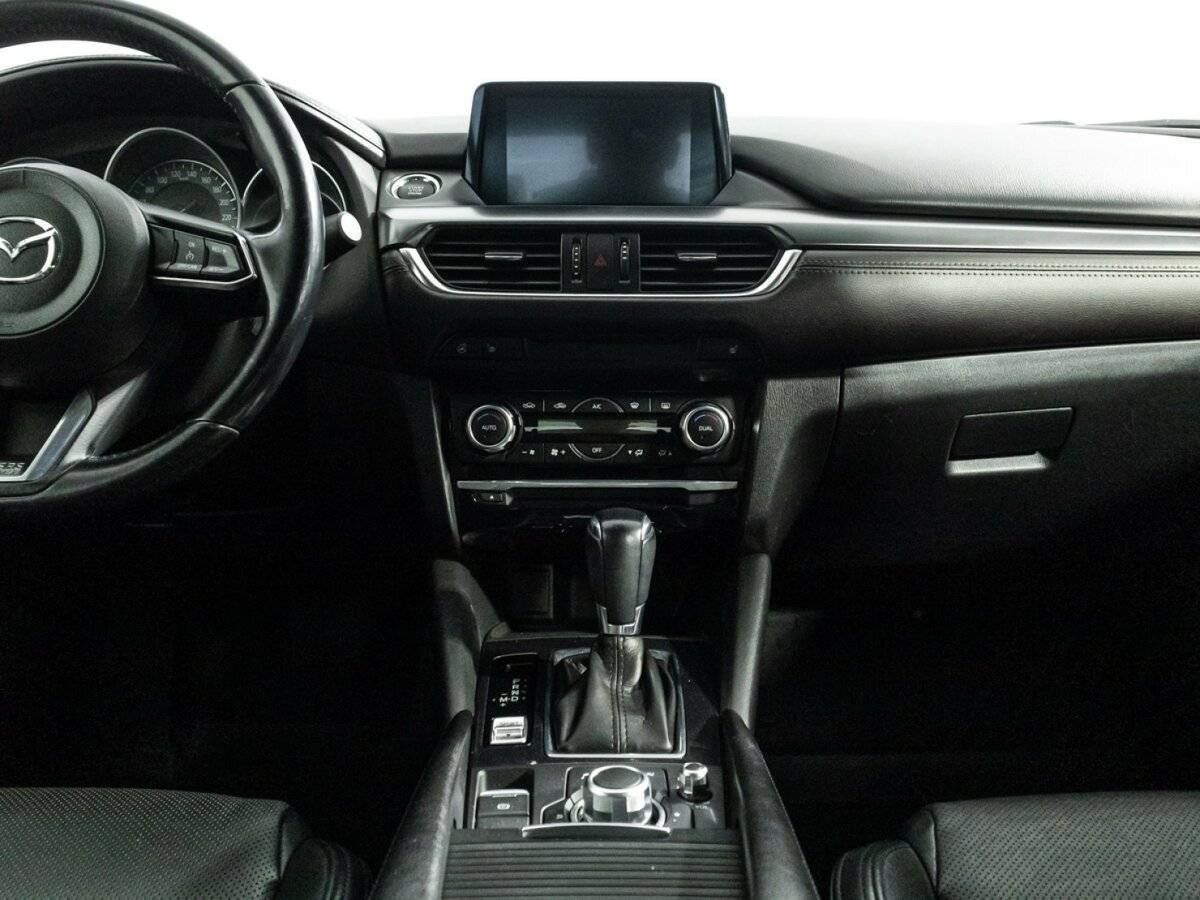 Mazda 6 с пробегом — 2017 год. Фото: #13