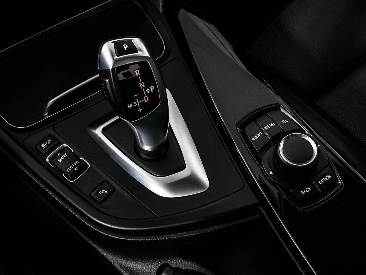 BMW 3 серии с пробегом — 2016 год. Фото: #16