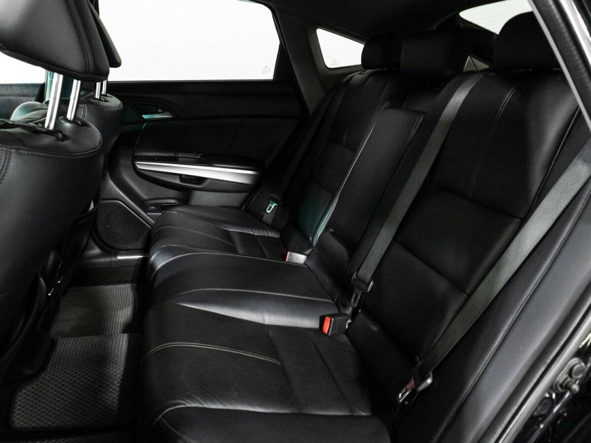 Honda Crosstour с пробегом — 2013 год. Фото: #9