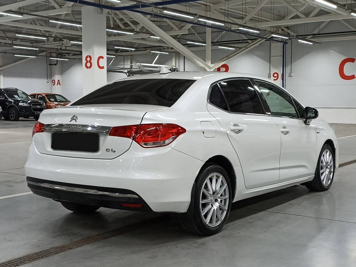 Citroen C4 с пробегом — 2013 год. Фото: #4