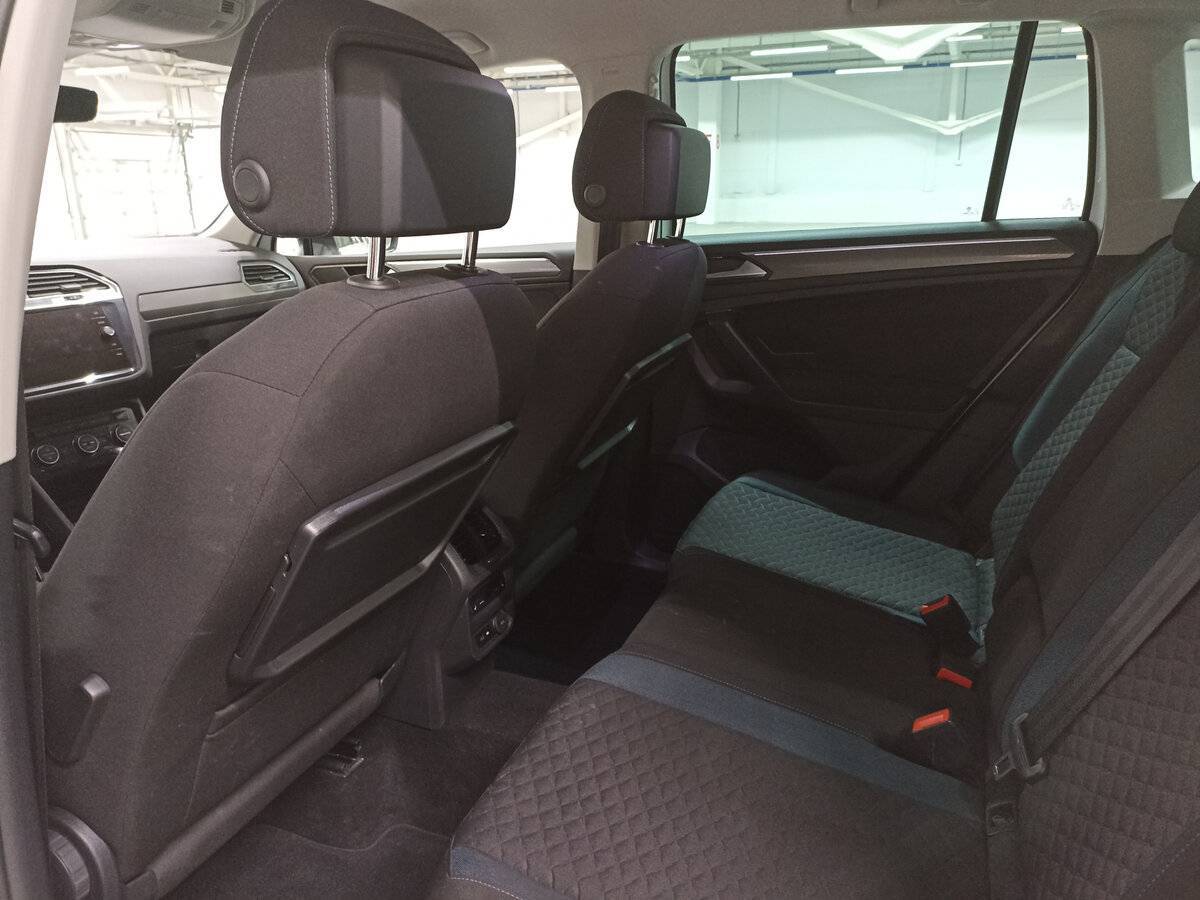 Volkswagen Tiguan с пробегом — 2020 год. Фото: #11