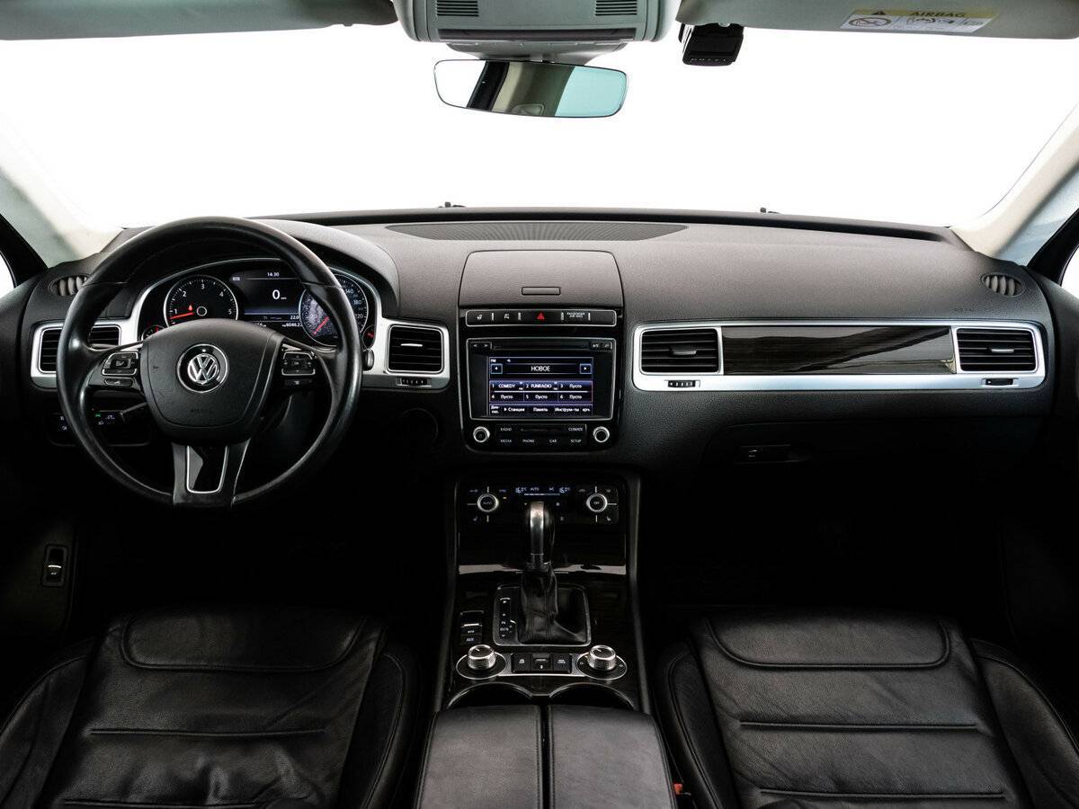 Volkswagen Touareg с пробегом — 2016 год. Фото: #7