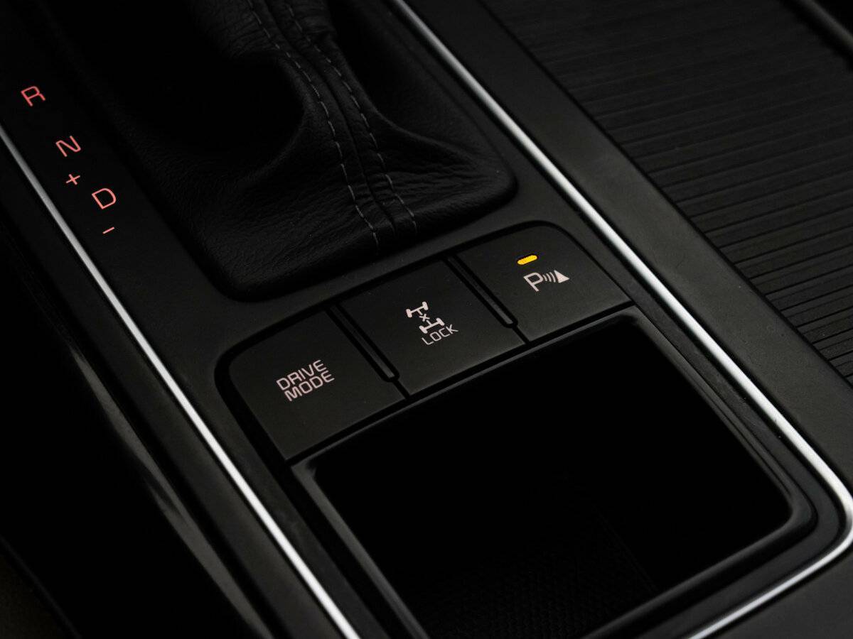 Kia Sorento с пробегом — 2015 год. Фото: #15