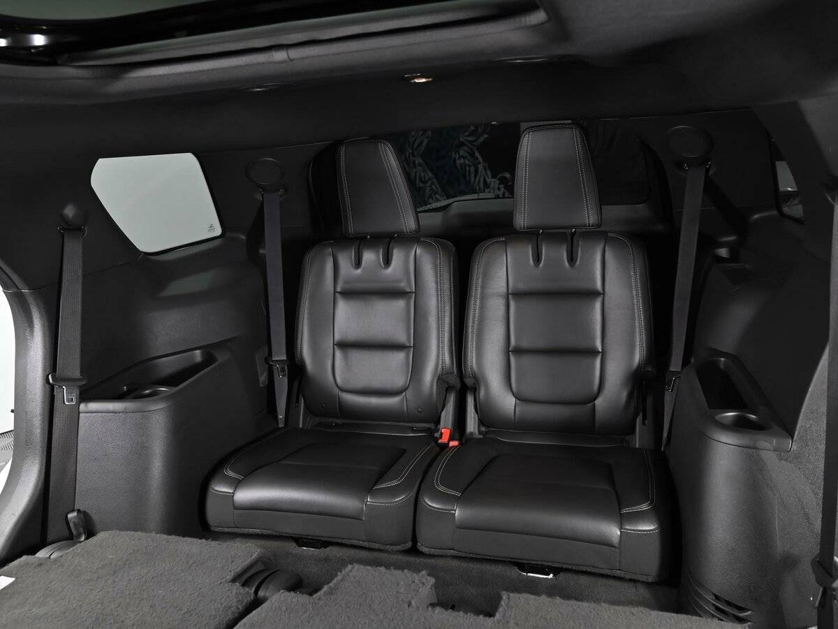 Ford Explorer с пробегом — 2013 год. Фото: #16