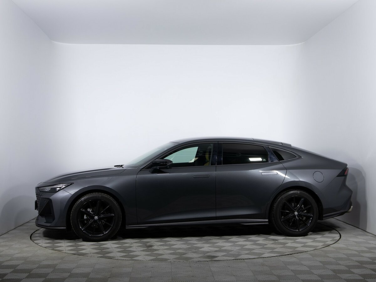 Changan UNI-V с пробегом — 2023 год. Фото: #7