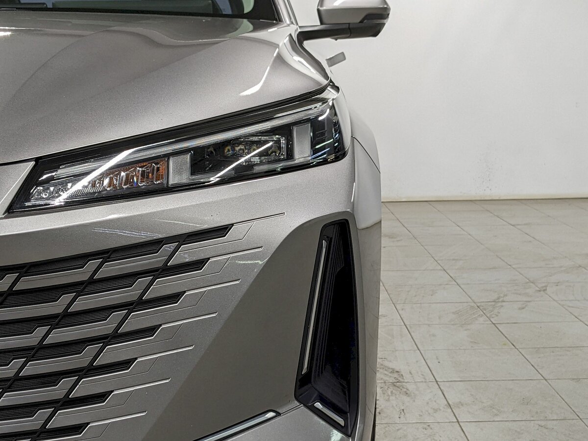 Changan Lamore с пробегом — 2023 год. Фото: #15