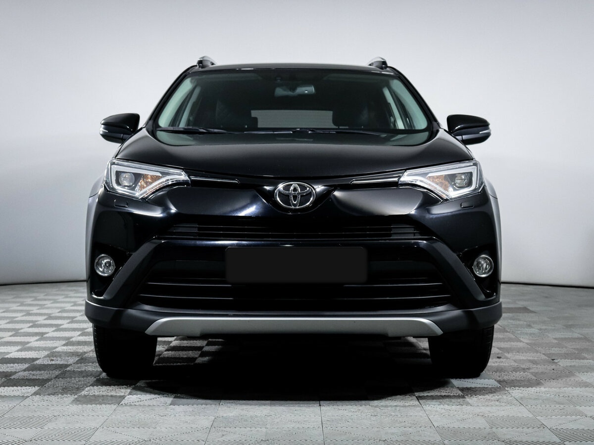 Toyota RAV4 с пробегом — 2019 год. Фото: #1
